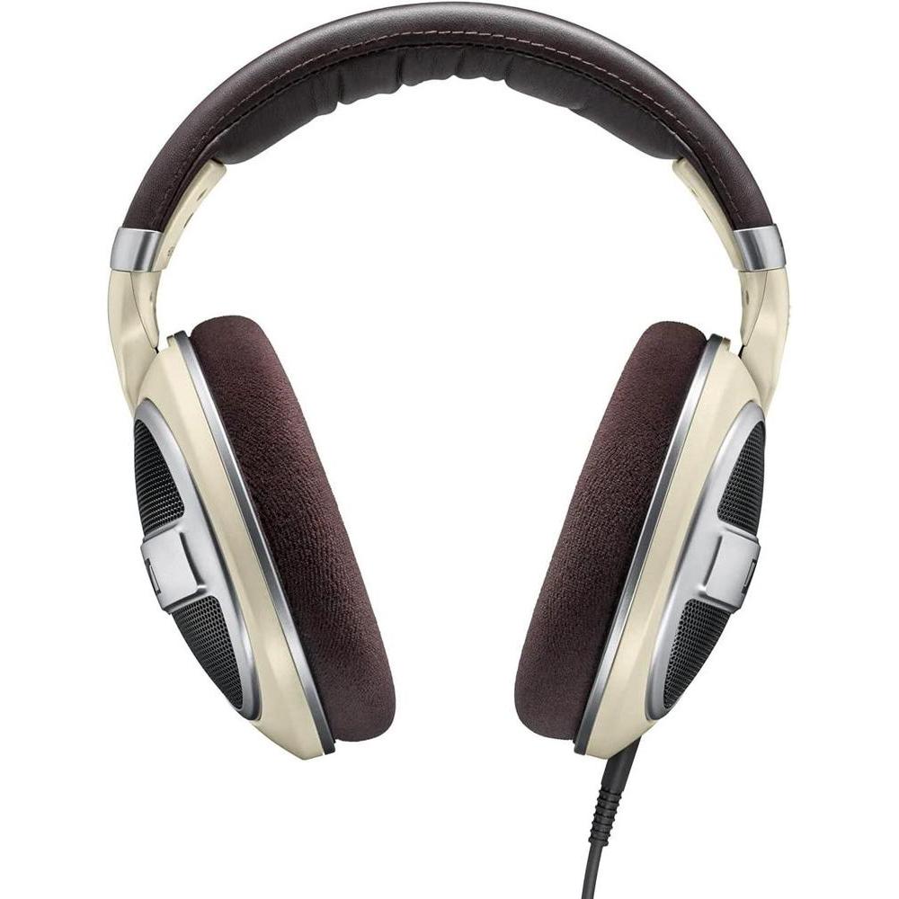 Sennheiser HD 599 audífono con parte posterior abierta para sonido audiófilo, diseño premium en color marfil