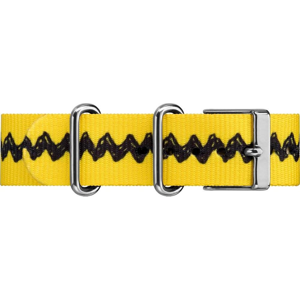 Timex x Peanuts Reloj Unisex Weekender con correa ajustable de nailon, esfera de Charlie Brown y luz nocturna Indiglo