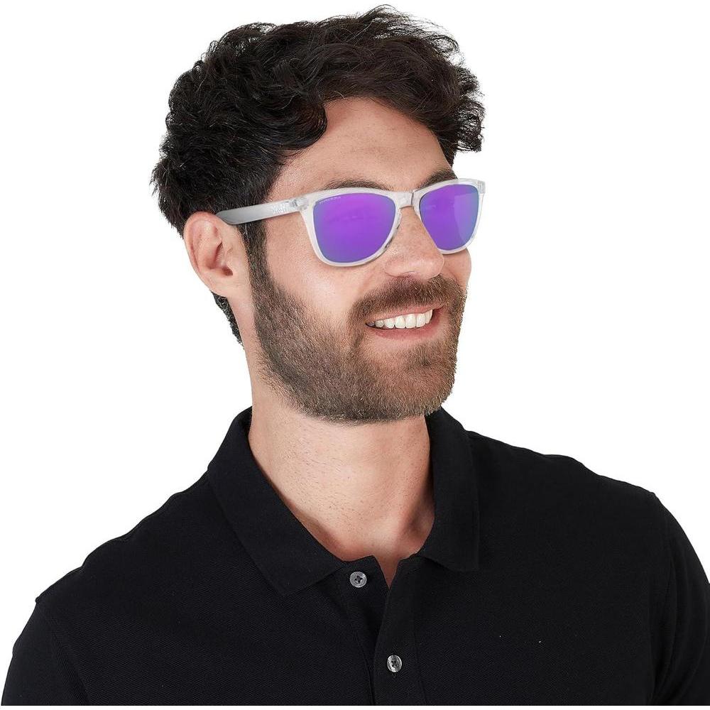 Gafas de Sol Oakley OO9245 Frogskins con Ajuste Low Bridge, Diseño Cuadrado y Protección UV