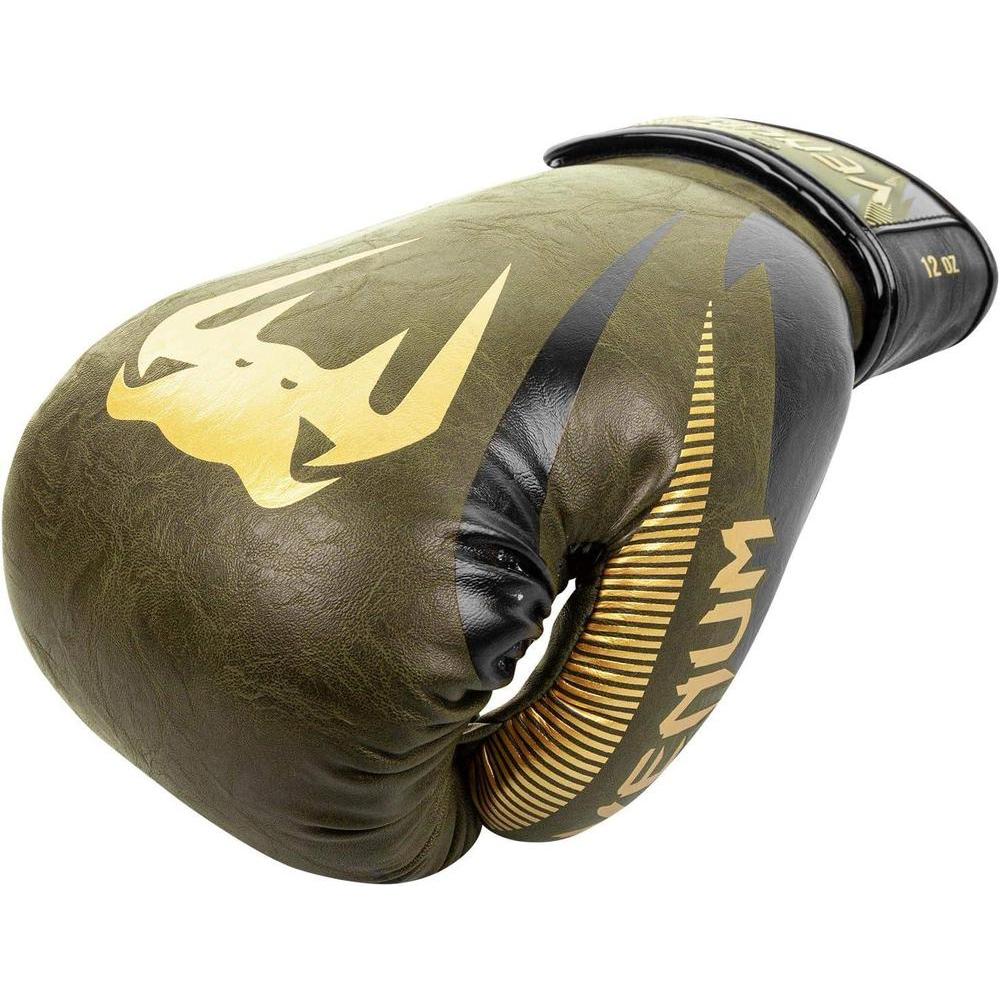 Guantes de boxeo Venum Impact, ideales para entrenamiento con espuma de triple densidad y cierre de velcro para ajuste cómodo