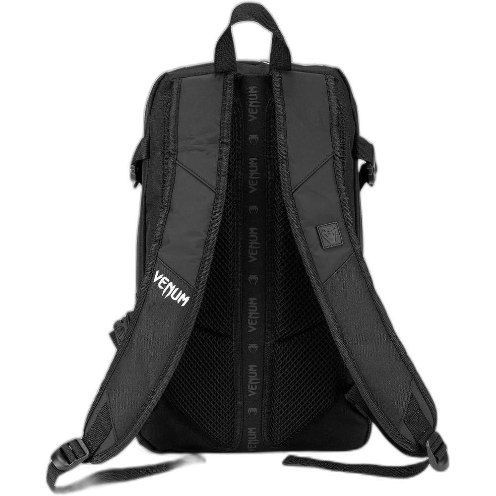Mochila Venum Challenger Pro Evo para deportes náuticos, diseño clásico con compartimentos y acolchado cómodo