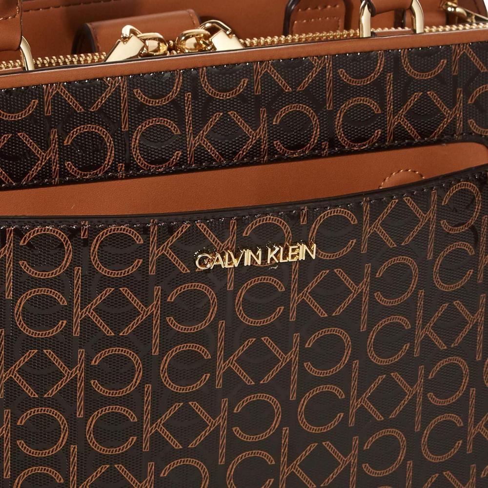 Calvin Klein Margot - Bolso con logotipo texturizado en relieve