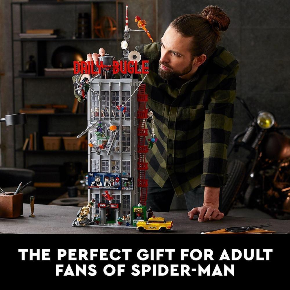 LEGO Marvel Spider-Man Daily Bugle Set para adultos, decoración de oficina o estante, incluye 25 minifiguras, 76178