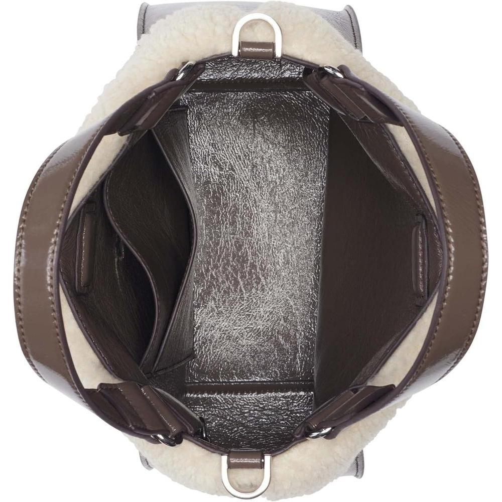 Bolsa Crossbody Calvin Klein Estelle Novelty de Cuero Vegano con Bolsillos Interiores y Correa Ajustable