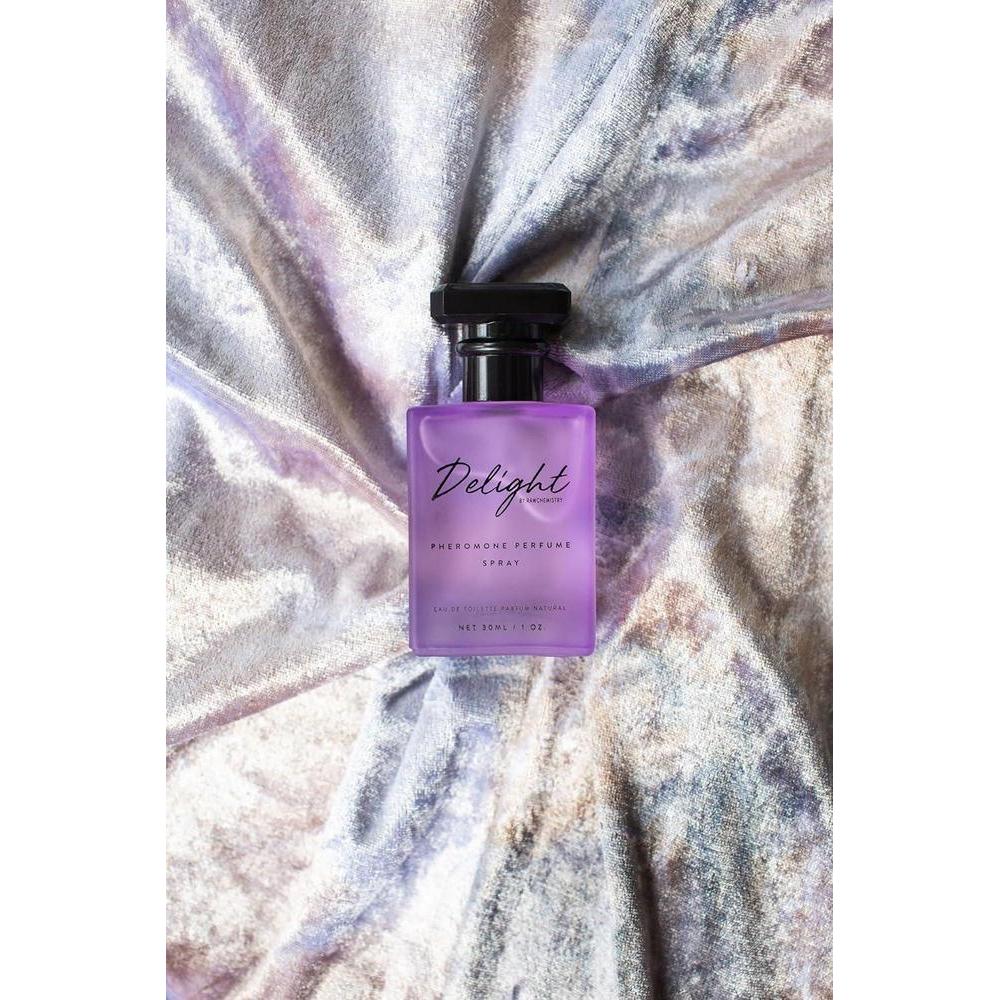 RawChemistry Delight A Pheromone Infused Perfume for Women