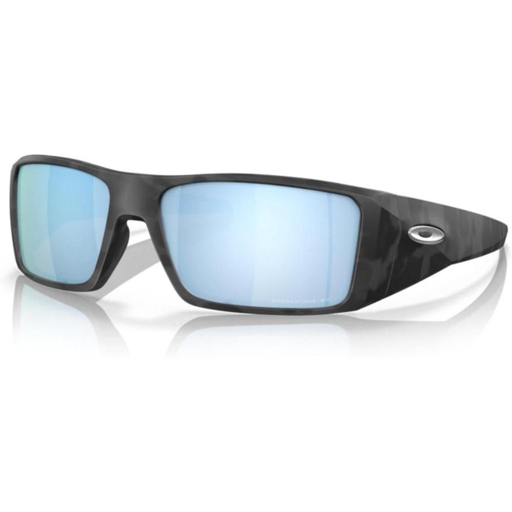 OAKLEY Heliostat OO9231 Rectangular Sunglasses for Men+ Bundle Accessory Leash Kit, Microfiber Pouch