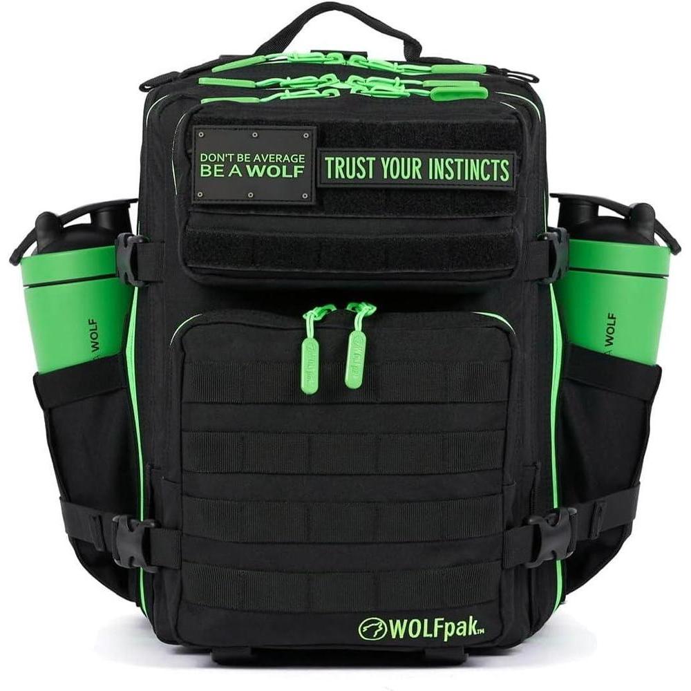 WOLFpak Mochila 25L negro verde neón, resistente al agua, personalizada con parches, ideal para viajes y uso diario