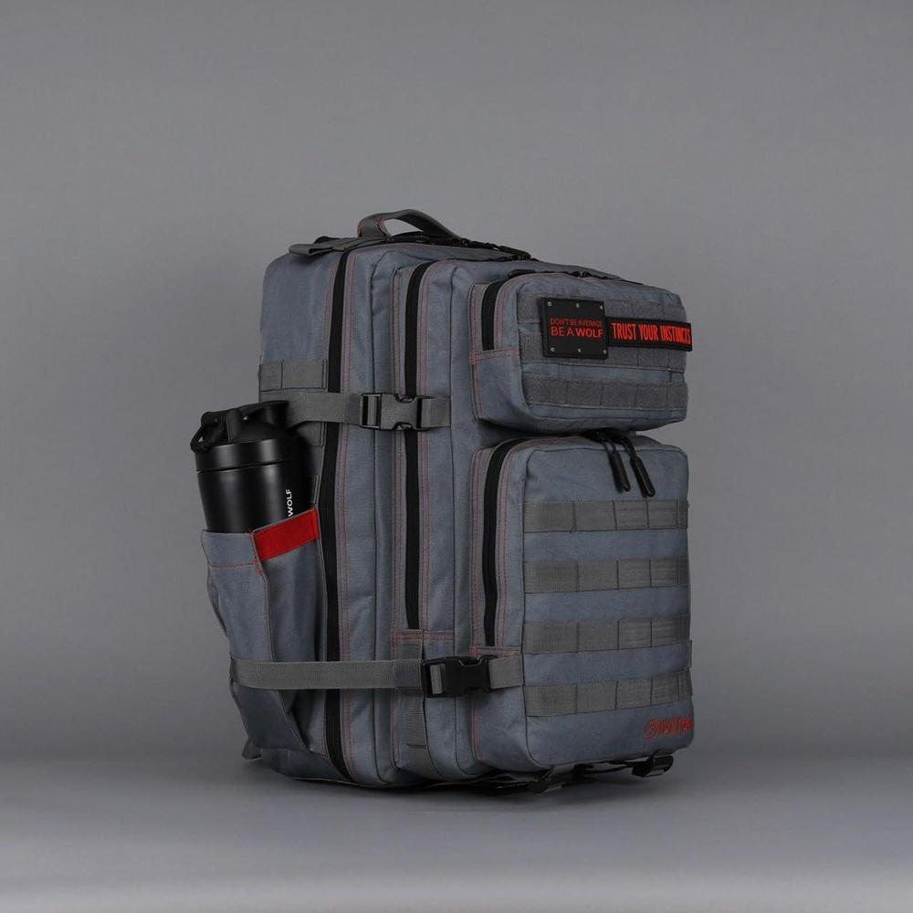 Mochila táctica WOLFpak de 45L color yunque gris para camping, senderismo, gimnasio, personalizable con parches y resistente al agua