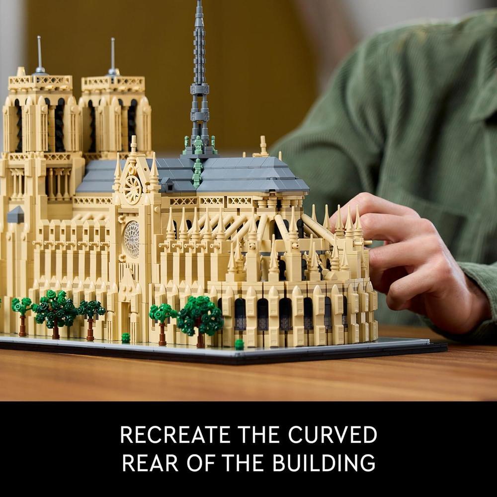 Replica LEGO de la Catedral Notre-Dame de París set