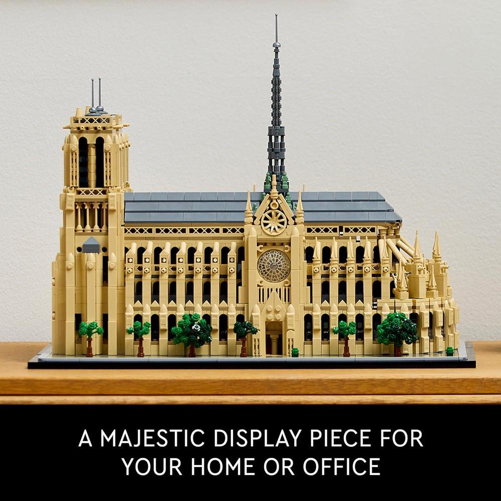 Replica LEGO de la Catedral Notre-Dame de París set