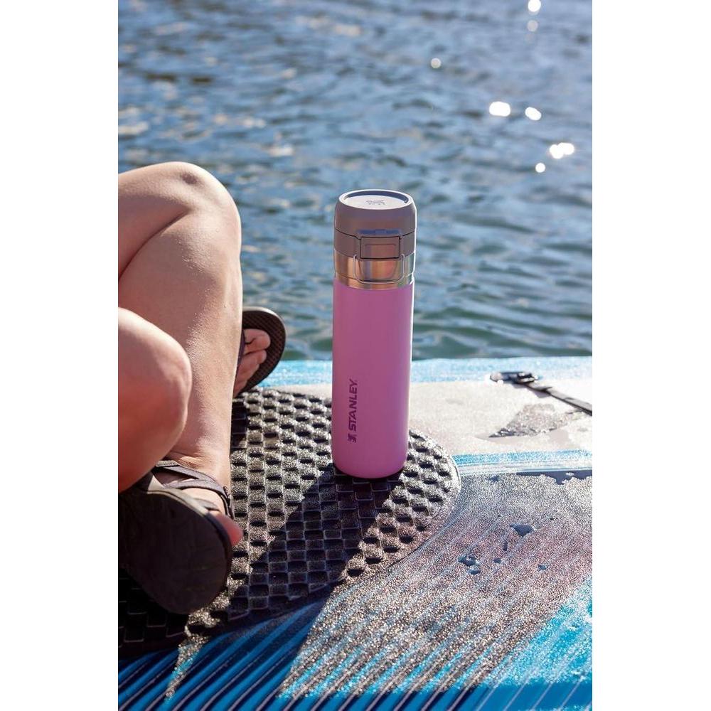 Botella de agua Stanley Quick Flip GO, tapa de botón, a prueba de fugas, acero inoxidable aislado, libre de BPA, lila