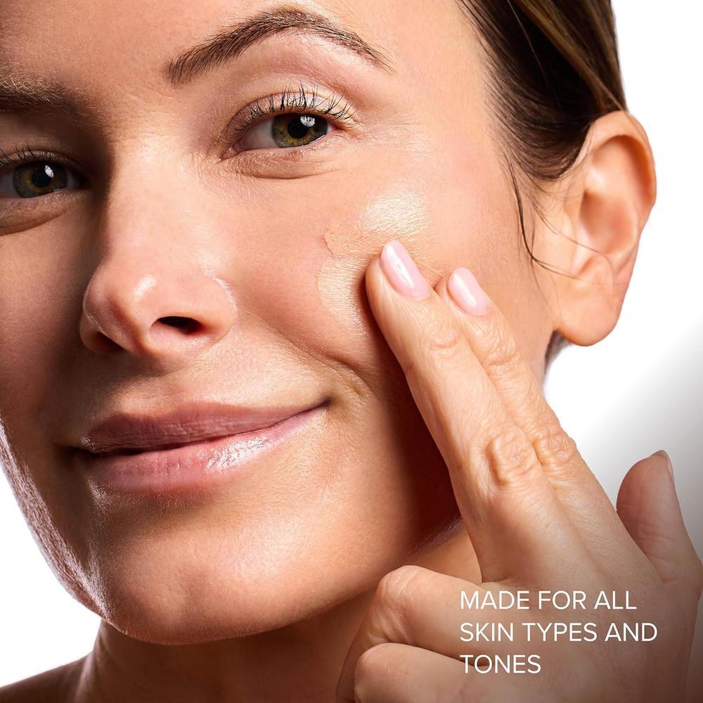 Hidratante Matificante con Color SPF 46 antienvejecimiento y protección UV, mejorando la hidratación y textura de la piel