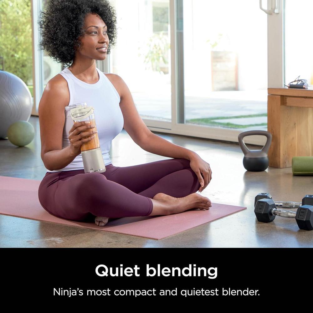 Ninja Blast Batidora portátil inalámbrica, licuadora personal para batidos y licuados, libre de BPA, recargable y fácil de limpiar