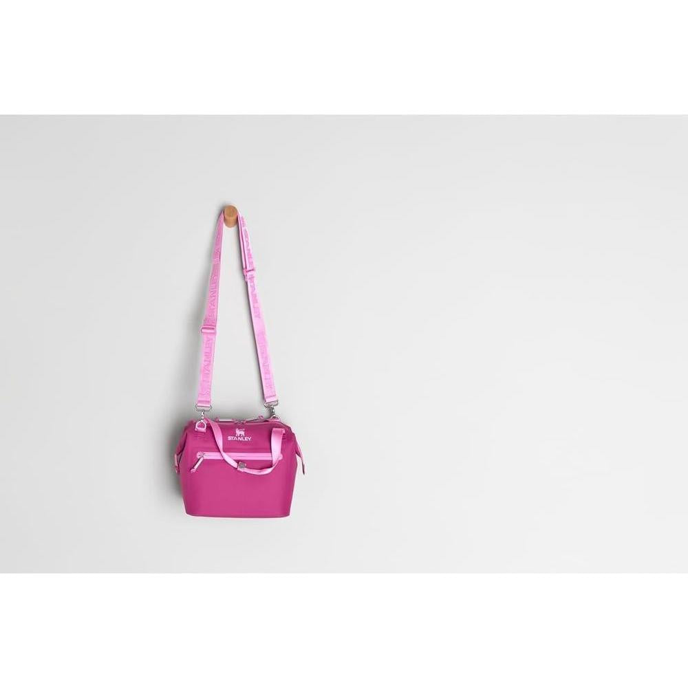 Stanley Bolsa térmica suave y lonchera Julienne Max, portátil, ideal para camping y senderismo