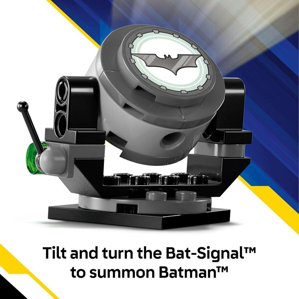 LEGO DC Batman Tumbler vs Two Face & The Joker Toy Building Set – Superhéroe Batmobile para niños, idea de regalo para cumpleaños