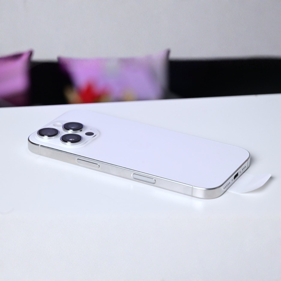Apple Iphone 16 Pro 256Gb Blanco Titanium Renovado