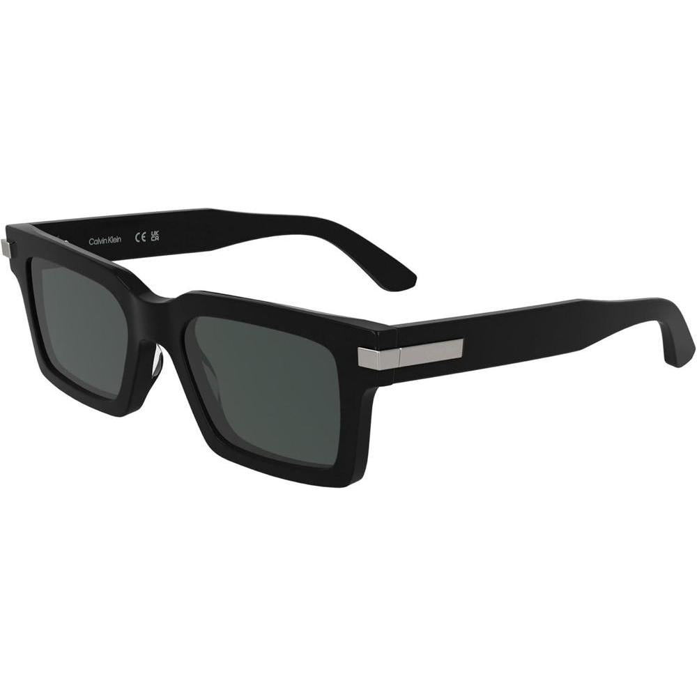 Gafas de sol rectangulares Calvin Klein con detalles metálicos y marco de acetato reciclado para un estilo sofisticado