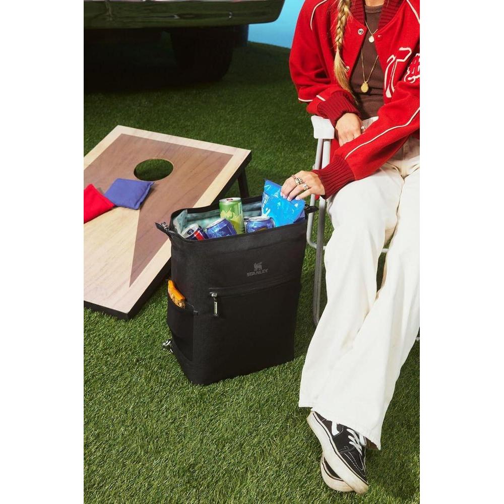 Stanley Mochila Nevera Midi para Todo el Día, Capacidad de 14 qt, Color Piedra