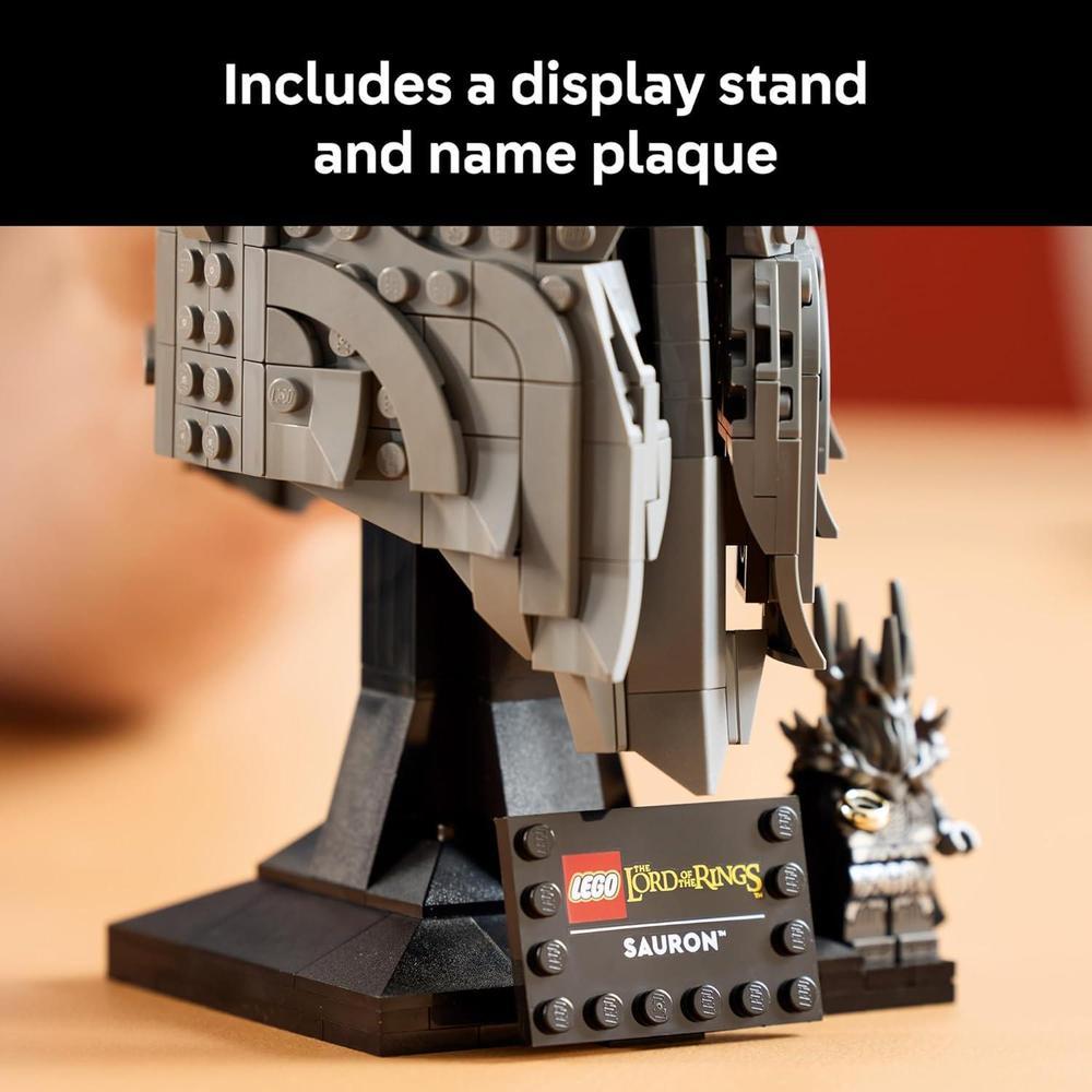 LEGO Icons The Lord of The Rings: Sauron's Helmet - Set de construcción para adultos con minifigura de Sauron