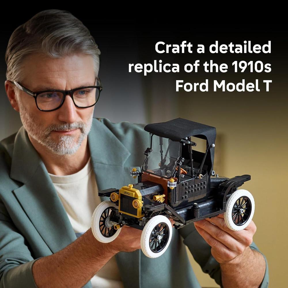 LEGO Icons Ford Model T Set para Adultos con Detalles Auténticos, Decoración de Oficina, Regalo para Fanáticos de Autos